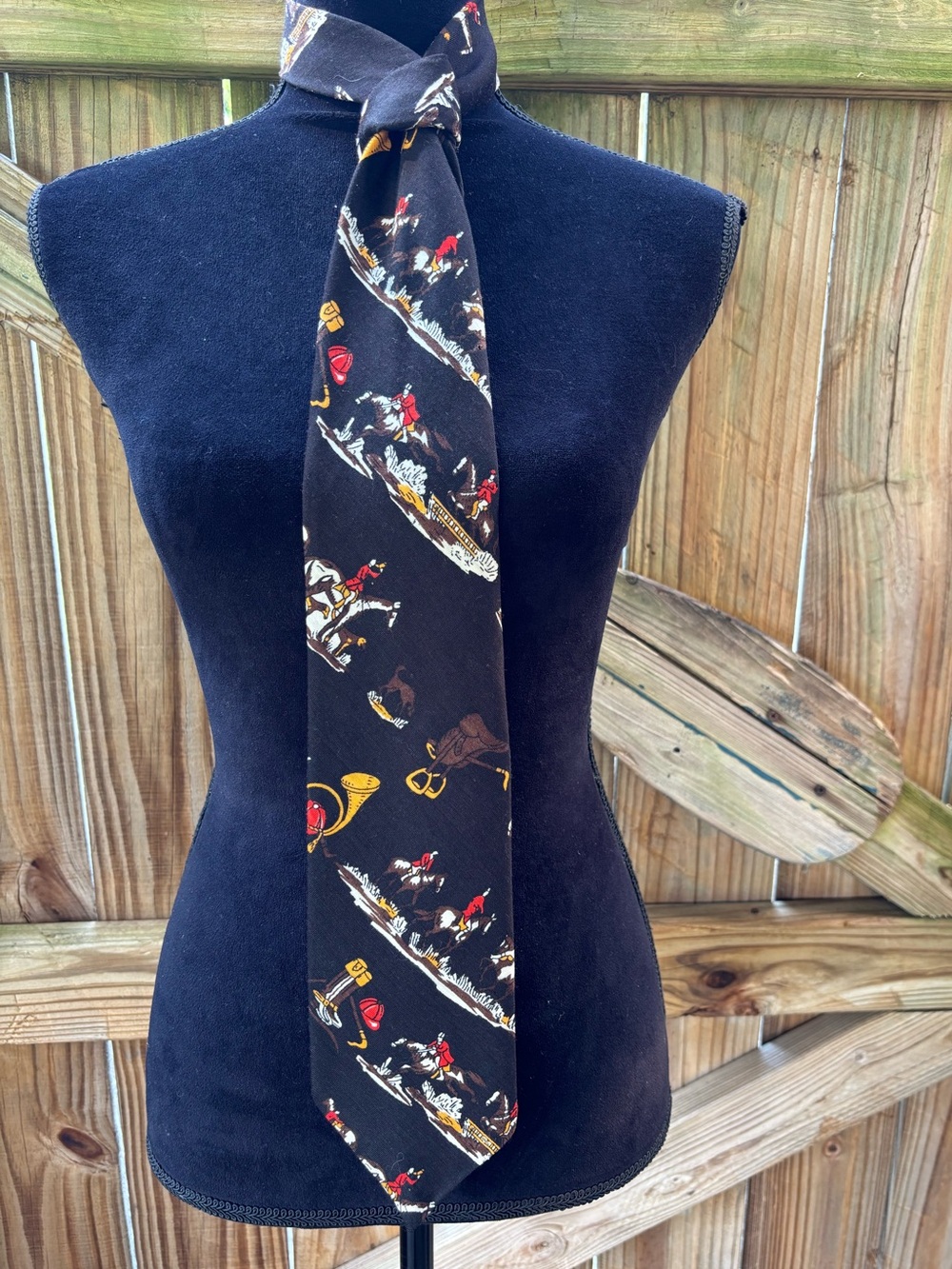 Vintage Jordan Marsh Gentry Shop Fox Hunt Equestrian Wool Neck Tie